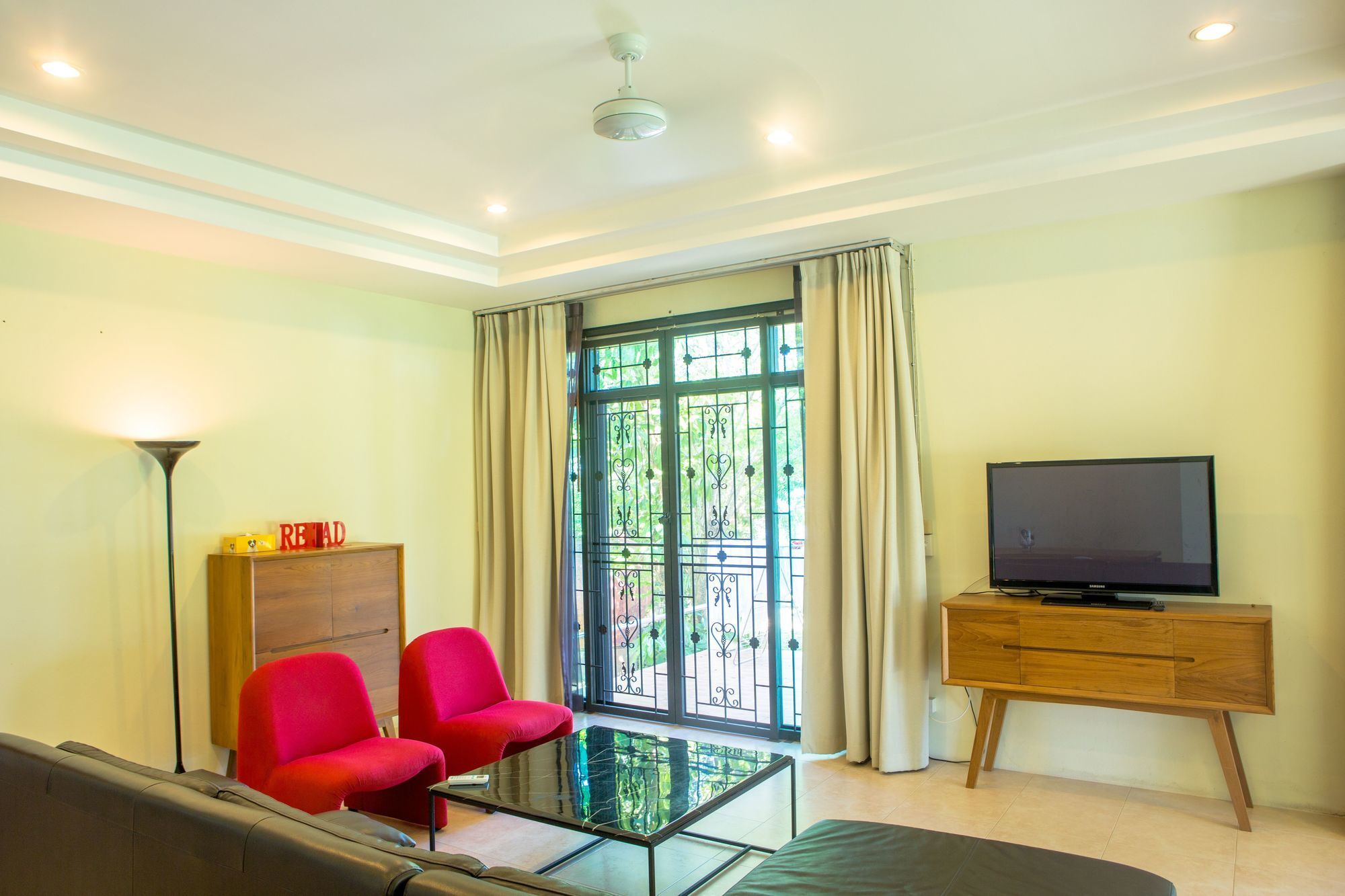 Villa Miracle Rawai Exterior photo