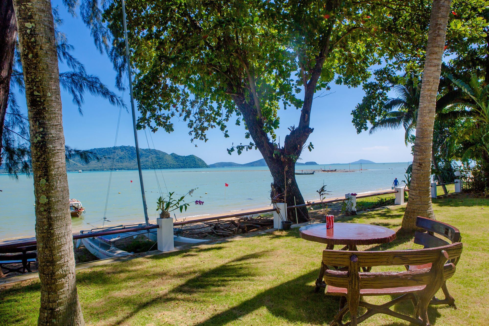 Villa Miracle Rawai Exterior photo